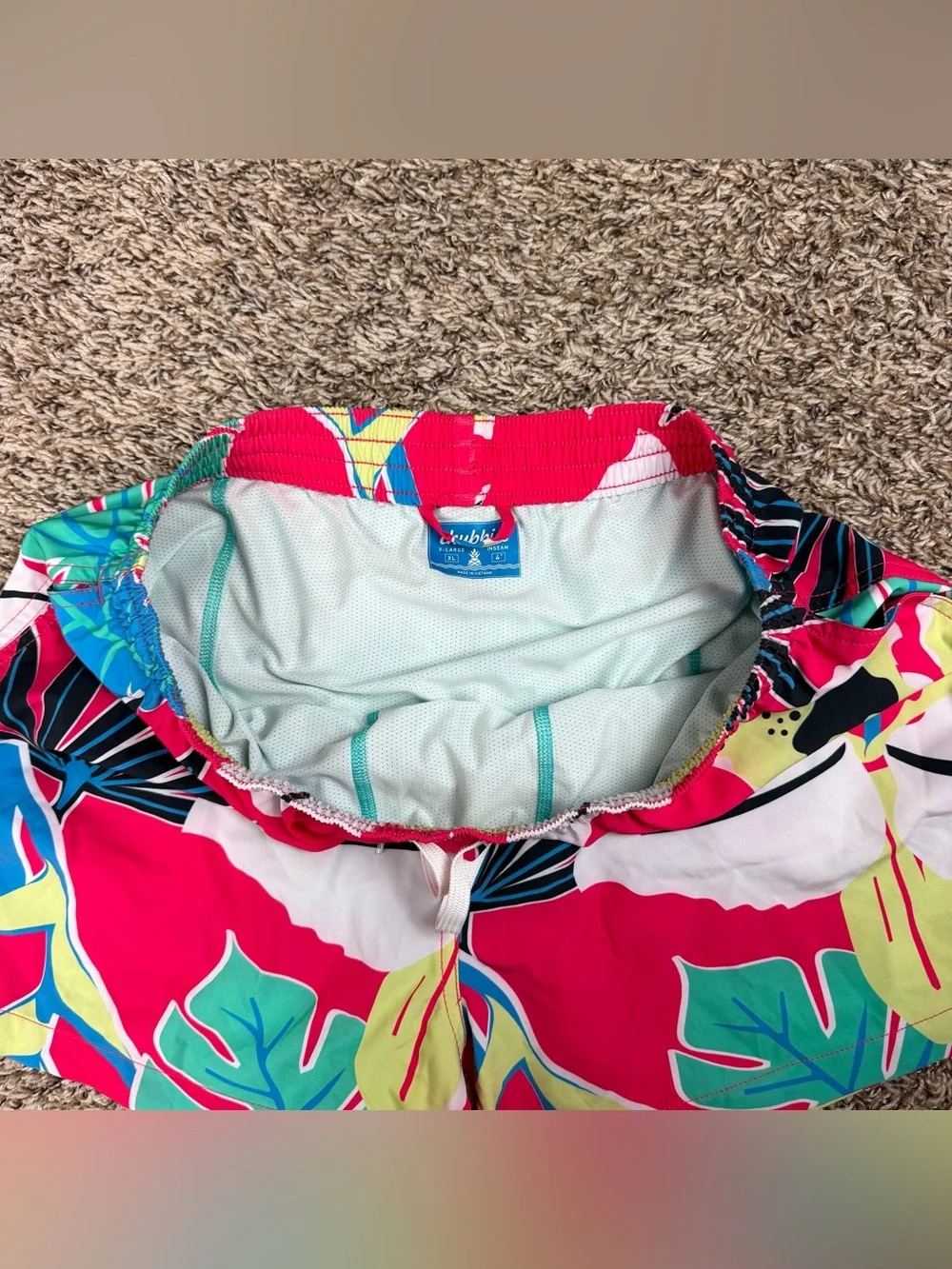 Chubbies Mens Red Tropical Floral Palm Leaf Swim Trunks XL 4” Inseam Lined